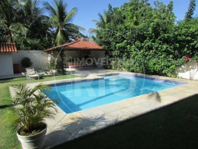 Conheça Melhores Imóveis no Rio do imóvel - COND. INTERLAGOS DE ITAÚNA - CB0358 - 4 Melhores Imóveis no Rio - COND. INTERLAGOS DE ITAÚNA - CB0358 - 4