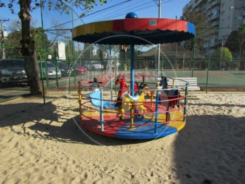 Conheça Melhores Imóveis no Rio do imóvel - Casa 6 quartos no Condomínio Interlagos de Itaúna - CB0378 - 18 Melhores Imóveis no Rio - Casa 6 quartos no Condomínio Interlagos de Itaúna - CB0378 - 18