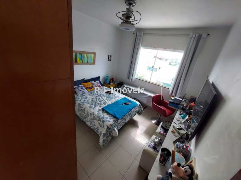 Conheça 20210518_104429 do imóvel - Casa em Condomínio à venda Rua Porto Salvo,Vila Valqueire, Rio de Janeiro - R$ 1.900.000 - RF243 - 13 20210518_104429 - Casa em Condomínio à venda Rua Porto Salvo,Vila Valqueire, Rio de Janeiro - R$ 1.900.000 - RF243 - 13