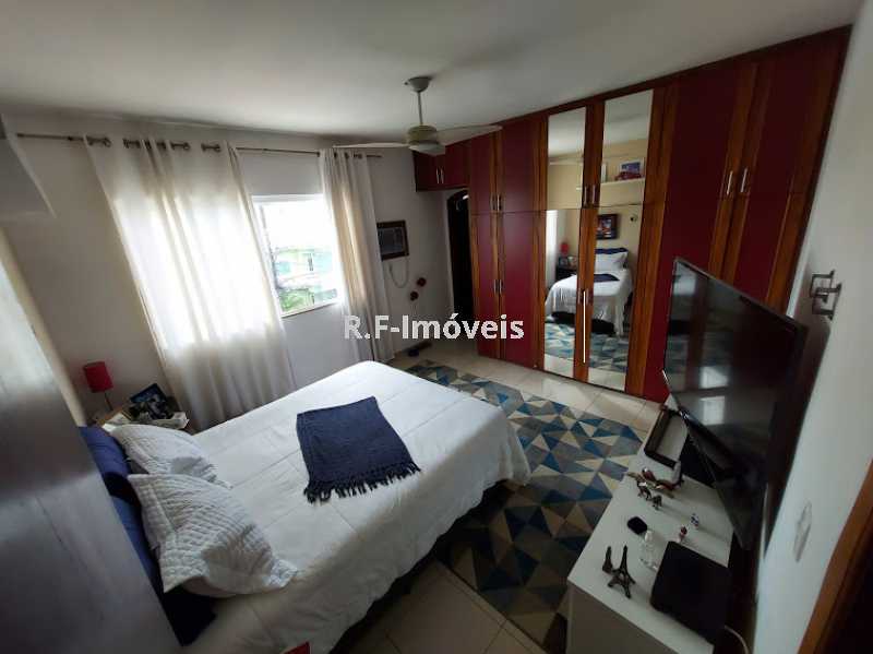 Conheça 20210518_104811 do imóvel - Casa em Condomínio à venda Rua Porto Salvo,Vila Valqueire, Rio de Janeiro - R$ 1.900.000 - RF243 - 19 20210518_104811 - Casa em Condomínio à venda Rua Porto Salvo,Vila Valqueire, Rio de Janeiro - R$ 1.900.000 - RF243 - 19