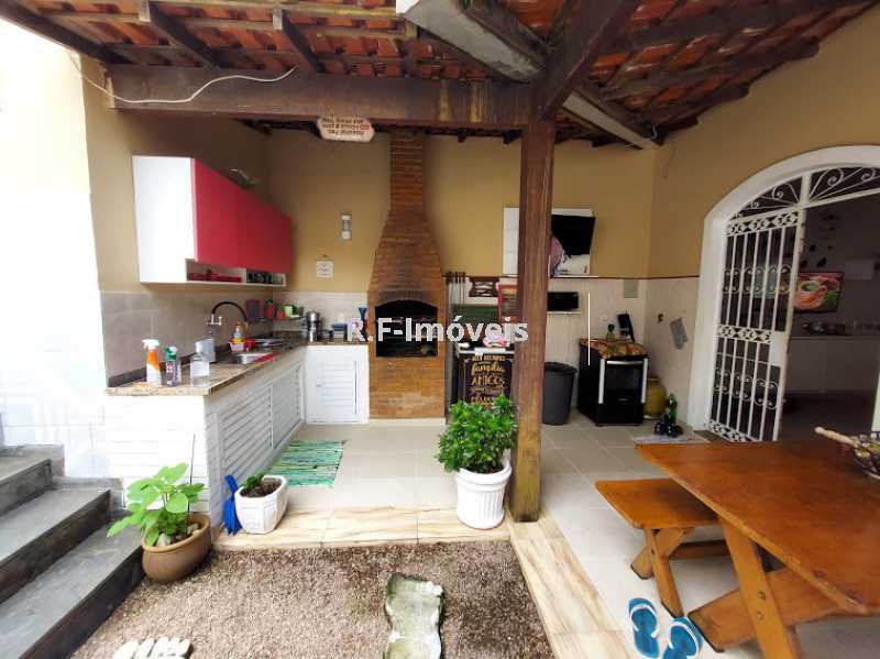 Conheça 20210518_105308 do imóvel - Casa em Condomínio à venda Rua Porto Salvo,Vila Valqueire, Rio de Janeiro - R$ 1.900.000 - RF243 - 27 20210518_105308 - Casa em Condomínio à venda Rua Porto Salvo,Vila Valqueire, Rio de Janeiro - R$ 1.900.000 - RF243 - 27