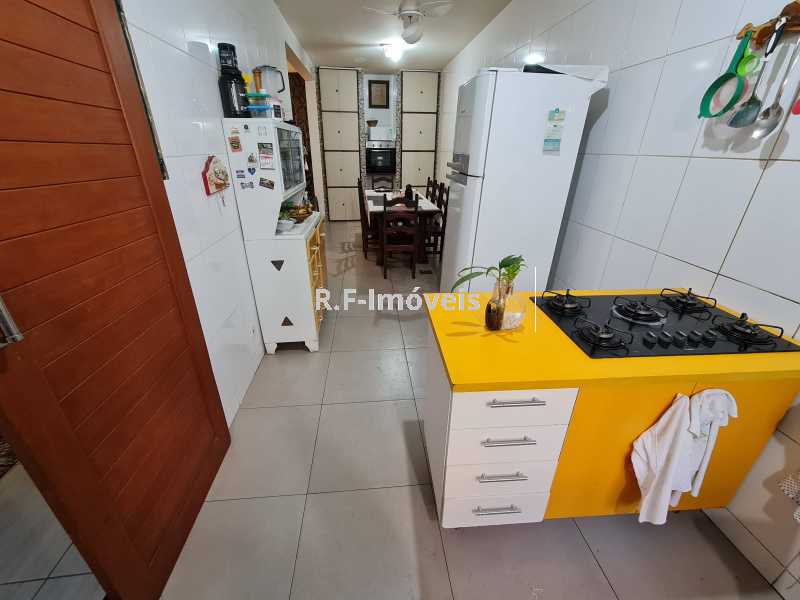 20220617_165139 - Casa 4 quartos à venda Vila Valqueire, Rio de Janeiro - R$ 650.000 - VECA40001 - 11