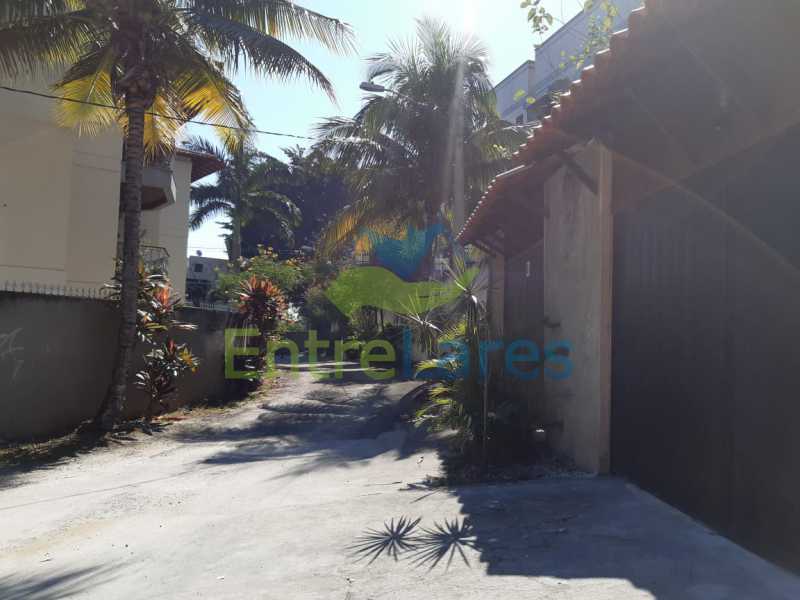 Conheça G10 do imóvel - Casa duplex em condomínio fechado no Jardim Carioca 4 quartos sendo 3 suítes, cozinha planejada, área gourmet com piscina e churrasqueira. - ILCN40009 - 28 G10 - Casa duplex em condomínio fechado no Jardim Carioca 4 quartos sendo 3 suítes, cozinha planejada, área gourmet com piscina e churrasqueira. - ILCN40009 - 28