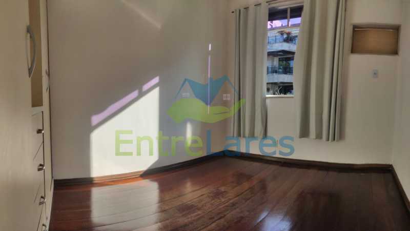 Conheça 12_QuartoB do imóvel - Jardim Guanabara sala com varanda, 3 quartos planejados sendo 1 suíte com hidromassagem com varanda com vista mar, cozinha ampla com armários. 2 vagas de garagem sendo 1 coberta. Rua Agostinho dos Santos. - ILAP30311 - 13 12_QuartoB - Jardim Guanabara sala com varanda, 3 quartos planejados sendo 1 suíte com hidromassagem com varanda com vista mar, cozinha ampla com armários. 2 vagas de garagem sendo 1 coberta. Rua Agostinho dos Santos. - ILAP30311 - 13