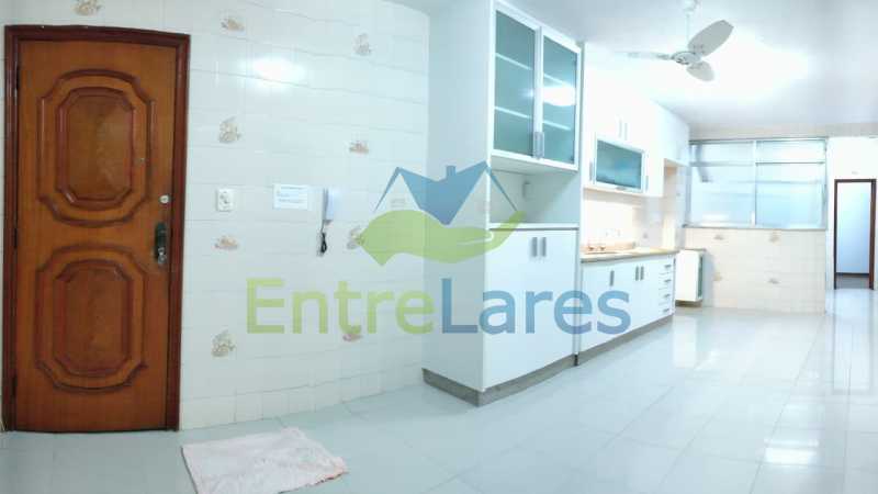 Conheça 23_Cozinha do imóvel - Jardim Guanabara sala com varanda, 3 quartos planejados sendo 1 suíte com hidromassagem com varanda com vista mar, cozinha ampla com armários. 2 vagas de garagem sendo 1 coberta. Rua Agostinho dos Santos. - ILAP30311 - 24 23_Cozinha - Jardim Guanabara sala com varanda, 3 quartos planejados sendo 1 suíte com hidromassagem com varanda com vista mar, cozinha ampla com armários. 2 vagas de garagem sendo 1 coberta. Rua Agostinho dos Santos. - ILAP30311 - 24
