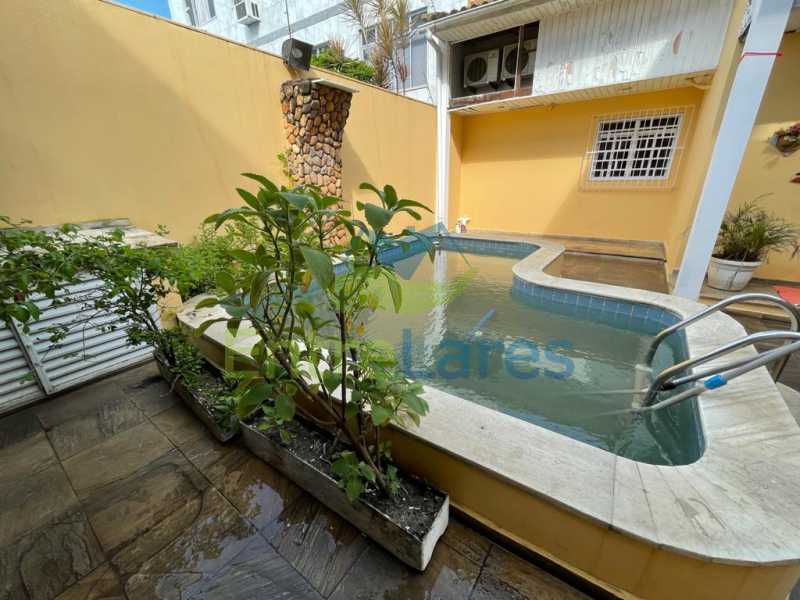 Conheça I1 do imóvel - Jardim Guanabara 3 Quartos todos suítes, varanda, piscina, Área Gourmet, 3 Vagas - ILCA30129 - 29 I1 - Jardim Guanabara 3 Quartos todos suítes, varanda, piscina, Área Gourmet, 3 Vagas - ILCA30129 - 29