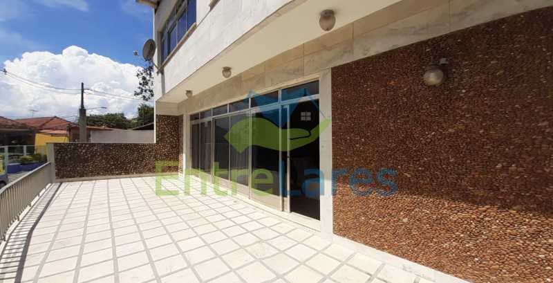 Conheça J4 do imóvel - Tauá, excelente casa duplex com ampla área de lazer com piscina, 4 quartos sendo 2 suítes, varandão. Vasta área de terreno - Vaga para 4 carros. - ILCA40102 - 29 J4 - Tauá, excelente casa duplex com ampla área de lazer com piscina, 4 quartos sendo 2 suítes, varandão. Vasta área de terreno - Vaga para 4 carros. - ILCA40102 - 29