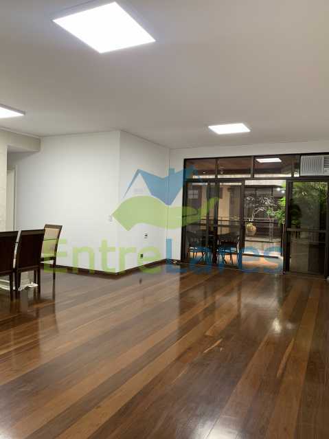 A1 - Apartamento- Locação - Jardim Guanabara, 3 quartos planejados sendo 1 suíte, varandão, cozinha planejada, dependência planejada, 2 vagas. Prédio com piscinas e sauna. - ILAP30337 - 3
