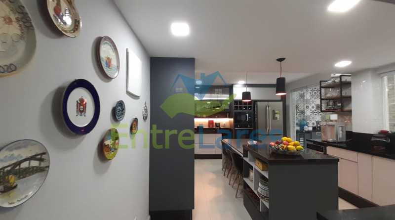 Conheça C1 do imóvel - Jardim Guanabara, Casa Duplex, 5 quartos sendo 1 suíte, closet, 4 banheiros - Cozinha com ilha - área de lazer com piscina, sauna, cachoeira - Área gourmet. - ILCA50053 - 12 C1 - Jardim Guanabara, Casa Duplex, 5 quartos sendo 1 suíte, closet, 4 banheiros - Cozinha com ilha - área de lazer com piscina, sauna, cachoeira - Área gourmet. - ILCA50053 - 12