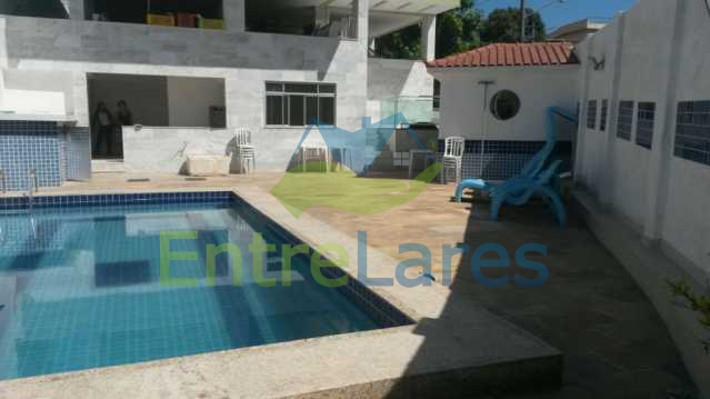 4 - Jardim Carioca - Casa linear com 5 dormitórios sendo dois suítes, varandas, piscina, sauna, canil 8 vagas. - ILCA50017 - 1
