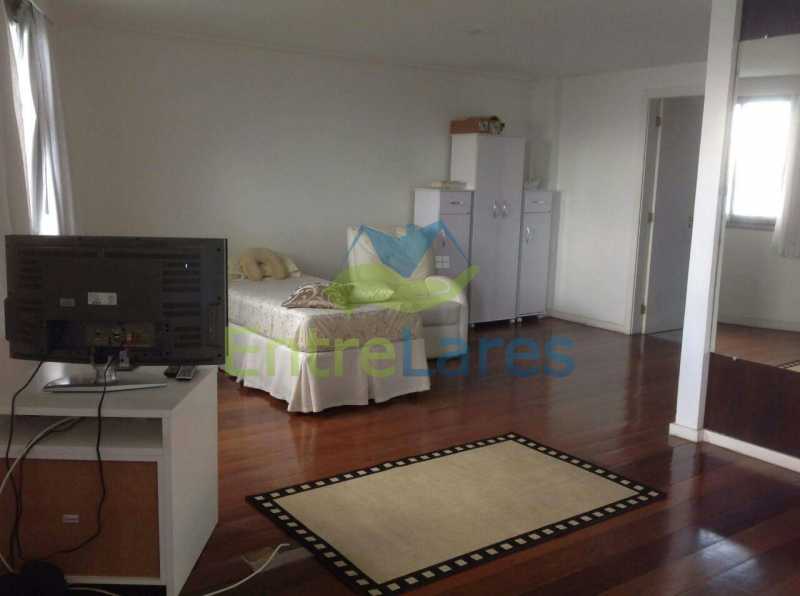 Conheça 16 do imóvel - Jardim Guanabara . 4 quartos sendo 2 suítes sendo 1 master com hidromassagem. 3 vagas na escritura. Rua Ipiru - ILAP40033 - 14 16 - Jardim Guanabara . 4 quartos sendo 2 suítes sendo 1 master com hidromassagem. 3 vagas na escritura. Rua Ipiru - ILAP40033 - 14