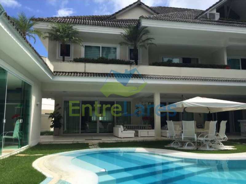 Conheça 6 do imóvel - Estrada da Barra da Tijuca - Condomínio Reserva Itanhangá. Mansão espetacular, Casa com 1.300 metros, 5 suítes com closet, 4 vagas de garagem, boate, piscina, sauna com hidromassagem, riacho. - ILCN50001 - 3 6 - Estrada da Barra da Tijuca - Condomínio Reserva Itanhangá. Mansão espetacular, Casa com 1.300 metros, 5 suítes com closet, 4 vagas de garagem, boate, piscina, sauna com hidromassagem, riacho. - ILCN50001 - 3