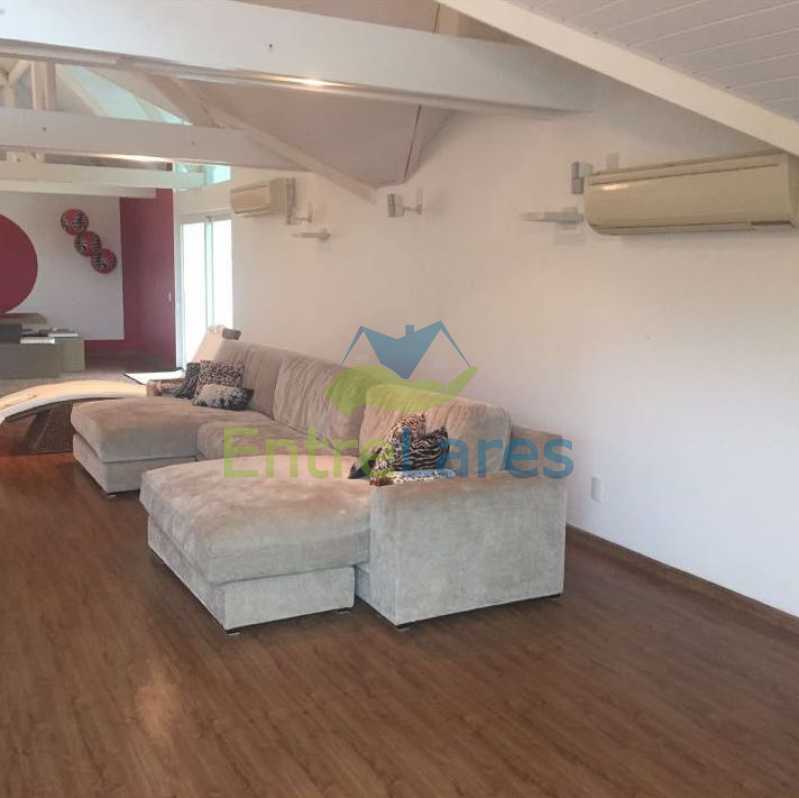 Conheça 27 do imóvel - Estrada da Barra da Tijuca - Condomínio Reserva Itanhangá. Mansão espetacular, Casa com 1.300 metros, 5 suítes com closet, 4 vagas de garagem, boate, piscina, sauna com hidromassagem, riacho. - ILCN50001 - 21 27 - Estrada da Barra da Tijuca - Condomínio Reserva Itanhangá. Mansão espetacular, Casa com 1.300 metros, 5 suítes com closet, 4 vagas de garagem, boate, piscina, sauna com hidromassagem, riacho. - ILCN50001 - 21