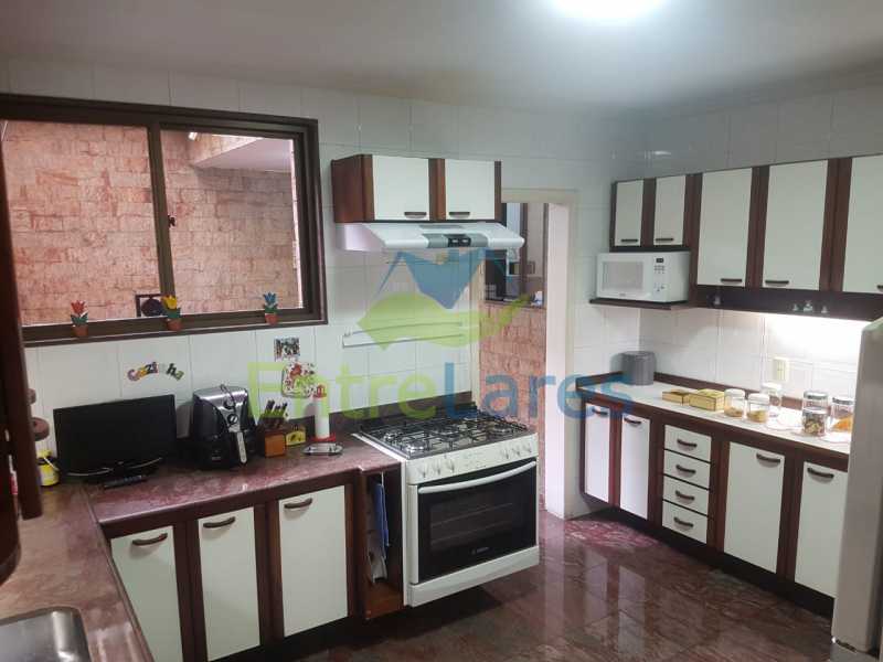 Conheça 22. do imóvel - Apartamento na Ribeira 3 quartos planejados sendo 1 suíte, copa cozinha planejada, dependência completa. 2 vagas de garagem. Rua Paramopama - ILAP30222 - 22 22. - Apartamento na Ribeira 3 quartos planejados sendo 1 suíte, copa cozinha planejada, dependência completa. 2 vagas de garagem. Rua Paramopama - ILAP30222 - 22