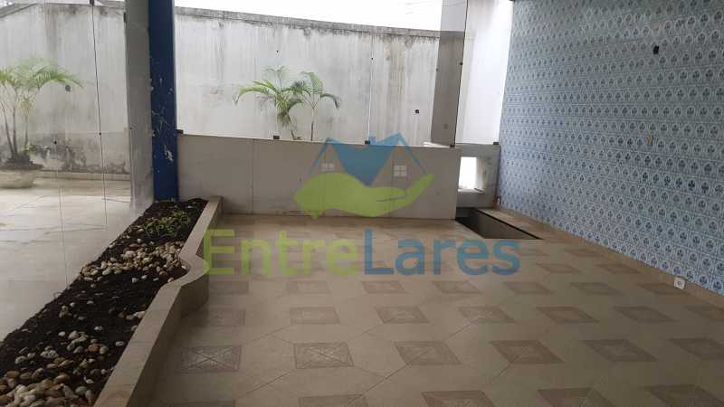 Conheça 06 do imóvel - Casa triplex no Jardim Guanabara 7 quartos sendo 1 suíte, varandão, copa cozinha planejada, piscina, terraço, 2 vagas de garagem. Aceita permuta. - ILCA70003 - 7 06 - Casa triplex no Jardim Guanabara 7 quartos sendo 1 suíte, varandão, copa cozinha planejada, piscina, terraço, 2 vagas de garagem. Aceita permuta. - ILCA70003 - 7