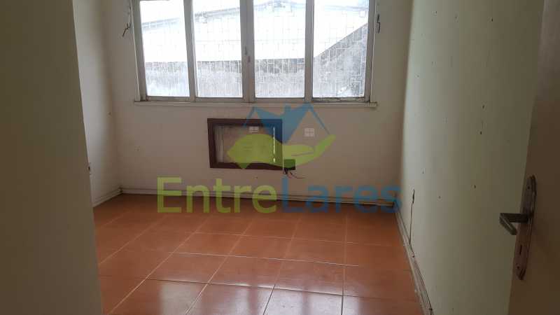 Conheça 15 do imóvel - Casa triplex no Jardim Guanabara 7 quartos sendo 1 suíte, varandão, copa cozinha planejada, piscina, terraço, 2 vagas de garagem. Aceita permuta. - ILCA70003 - 17 15 - Casa triplex no Jardim Guanabara 7 quartos sendo 1 suíte, varandão, copa cozinha planejada, piscina, terraço, 2 vagas de garagem. Aceita permuta. - ILCA70003 - 17