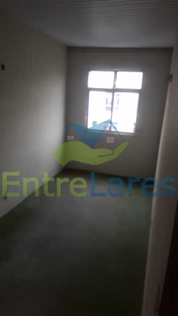 Conheça 21 do imóvel - Casa triplex no Jardim Guanabara 7 quartos sendo 1 suíte, varandão, copa cozinha planejada, piscina, terraço, 2 vagas de garagem. Aceita permuta. - ILCA70003 - 23 21 - Casa triplex no Jardim Guanabara 7 quartos sendo 1 suíte, varandão, copa cozinha planejada, piscina, terraço, 2 vagas de garagem. Aceita permuta. - ILCA70003 - 23