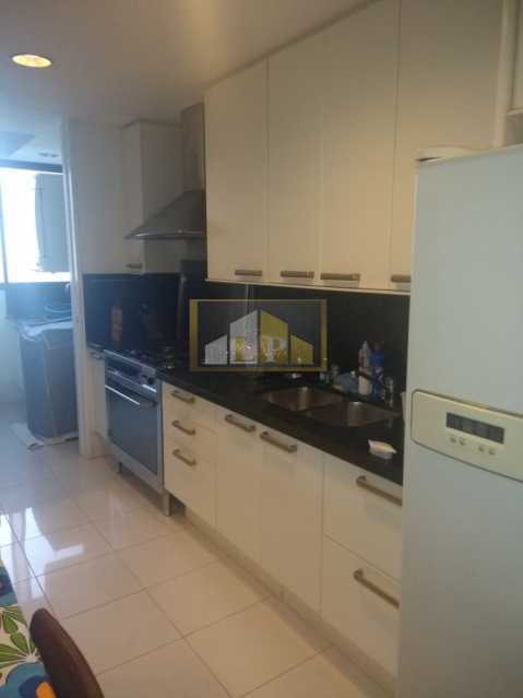 Conheça WhatsApp Image 2018-03-24 at 1 do imóvel - Apartamento 3 quartos à venda Barra da Tijuca, Rio de Janeiro - R$ 4.999.000 - LPAP30237 - 20 WhatsApp Image 2018-03-24 at 1 - Apartamento 3 quartos à venda Barra da Tijuca, Rio de Janeiro - R$ 4.999.000 - LPAP30237 - 20
