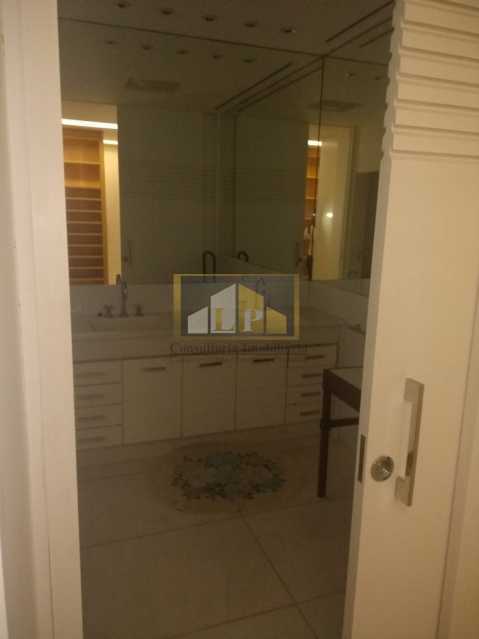 Conheça WhatsApp Image 2018-03-24 at 1 do imóvel - Apartamento 3 quartos à venda Barra da Tijuca, Rio de Janeiro - R$ 4.999.000 - LPAP30237 - 27 WhatsApp Image 2018-03-24 at 1 - Apartamento 3 quartos à venda Barra da Tijuca, Rio de Janeiro - R$ 4.999.000 - LPAP30237 - 27
