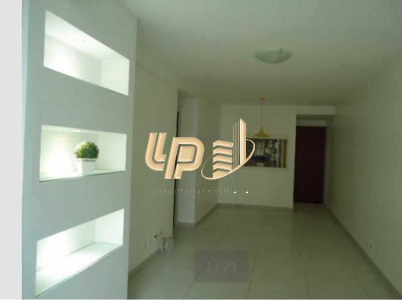 Conheça PHOTO-2019-10-11-10-01-54 do imóvel - Apartamento À Venda no Condomínio PARQUE DAS ROSAS - Barra da Tijuca - Rio de Janeiro - RJ - LPAP20793 - 1 PHOTO-2019-10-11-10-01-54 - Apartamento À Venda no Condomínio PARQUE DAS ROSAS - Barra da Tijuca - Rio de Janeiro - RJ - LPAP20793 - 1
