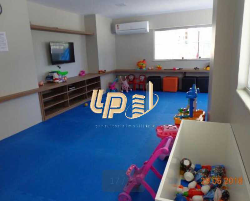 Conheça PHOTO-2019-10-11-10-01-55_3 do imóvel - Apartamento À Venda no Condomínio PARQUE DAS ROSAS - Barra da Tijuca - Rio de Janeiro - RJ - LPAP20793 - 17 PHOTO-2019-10-11-10-01-55_3 - Apartamento À Venda no Condomínio PARQUE DAS ROSAS - Barra da Tijuca - Rio de Janeiro - RJ - LPAP20793 - 17