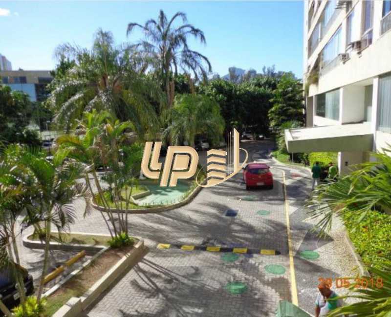 Conheça PHOTO-2019-10-11-10-01-55_4 do imóvel - Apartamento À Venda no Condomínio PARQUE DAS ROSAS - Barra da Tijuca - Rio de Janeiro - RJ - LPAP20793 - 18 PHOTO-2019-10-11-10-01-55_4 - Apartamento À Venda no Condomínio PARQUE DAS ROSAS - Barra da Tijuca - Rio de Janeiro - RJ - LPAP20793 - 18