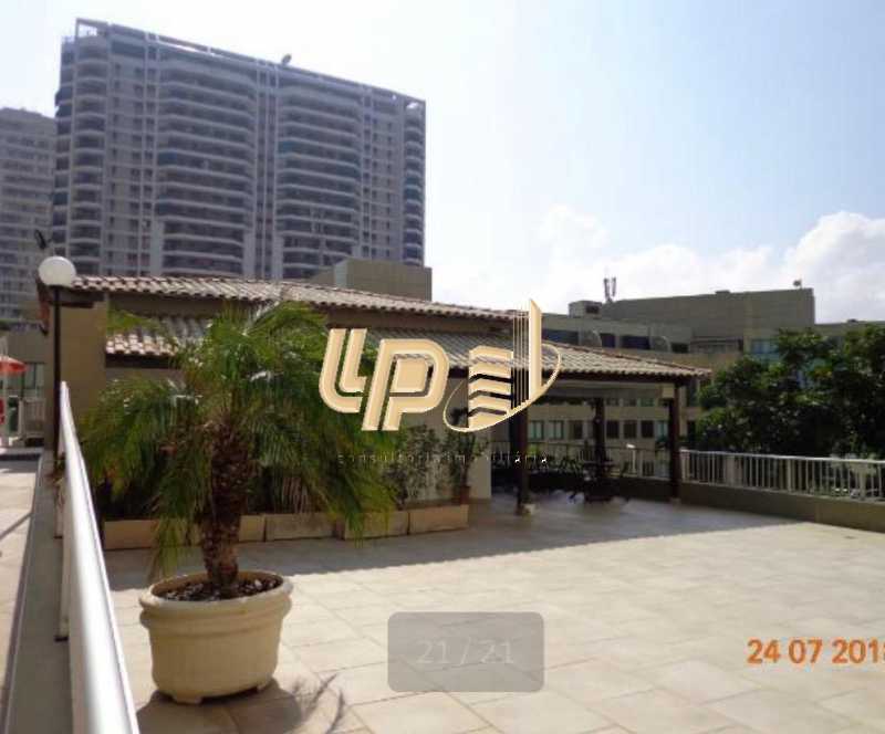 Conheça PHOTO-2019-10-11-10-01-55_7 do imóvel - Apartamento À Venda no Condomínio PARQUE DAS ROSAS - Barra da Tijuca - Rio de Janeiro - RJ - LPAP20793 - 21 PHOTO-2019-10-11-10-01-55_7 - Apartamento À Venda no Condomínio PARQUE DAS ROSAS - Barra da Tijuca - Rio de Janeiro - RJ - LPAP20793 - 21
