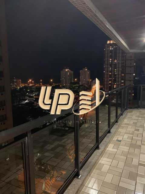 Conheça PHOTO-2019-09-16-11-51-57_1 do imóvel - Apartamento À Venda no Condomínio ABM - Barra da Tijuca - Rio de Janeiro - RJ - LPAP20805 - 3 PHOTO-2019-09-16-11-51-57_1 - Apartamento À Venda no Condomínio ABM - Barra da Tijuca - Rio de Janeiro - RJ - LPAP20805 - 3