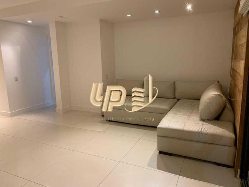 Conheça PHOTO-2019-09-16-11-52-03_1 do imóvel - Apartamento À Venda no Condomínio ABM - Barra da Tijuca - Rio de Janeiro - RJ - LPAP20805 - 17 PHOTO-2019-09-16-11-52-03_1 - Apartamento À Venda no Condomínio ABM - Barra da Tijuca - Rio de Janeiro - RJ - LPAP20805 - 17
