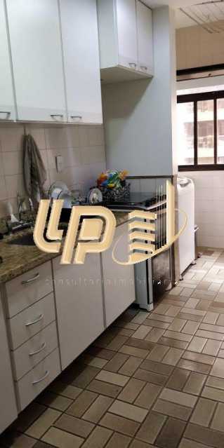 Conheça PHOTO-2019-09-16-11-52-05 do imóvel - Apartamento À Venda no Condomínio ABM - Barra da Tijuca - Rio de Janeiro - RJ - LPAP20805 - 21 PHOTO-2019-09-16-11-52-05 - Apartamento À Venda no Condomínio ABM - Barra da Tijuca - Rio de Janeiro - RJ - LPAP20805 - 21