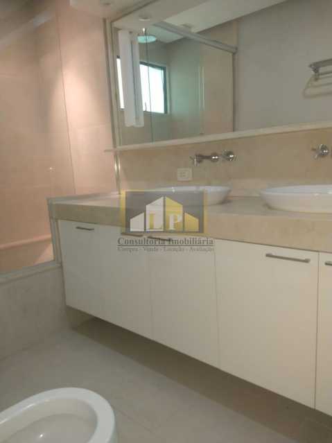 Conheça WhatsApp Image 2019-04-05 at 1 do imóvel - Apartamento Para Alugar no Condomínio NOVA IPANEMA - Barra da Tijuca - Rio de Janeiro - RJ - LPAP30351 - 16 WhatsApp Image 2019-04-05 at 1 - Apartamento Para Alugar no Condomínio NOVA IPANEMA - Barra da Tijuca - Rio de Janeiro - RJ - LPAP30351 - 16