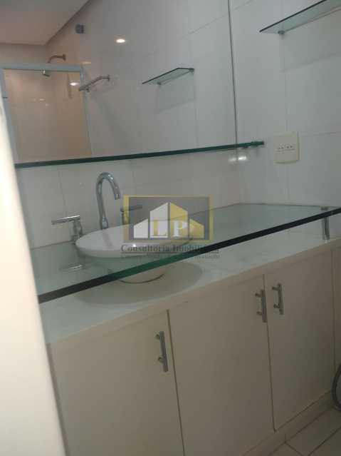 Conheça WhatsApp Image 2019-04-05 at 1 do imóvel - Apartamento Para Alugar no Condomínio NOVA IPANEMA - Barra da Tijuca - Rio de Janeiro - RJ - LPAP30351 - 19 WhatsApp Image 2019-04-05 at 1 - Apartamento Para Alugar no Condomínio NOVA IPANEMA - Barra da Tijuca - Rio de Janeiro - RJ - LPAP30351 - 19