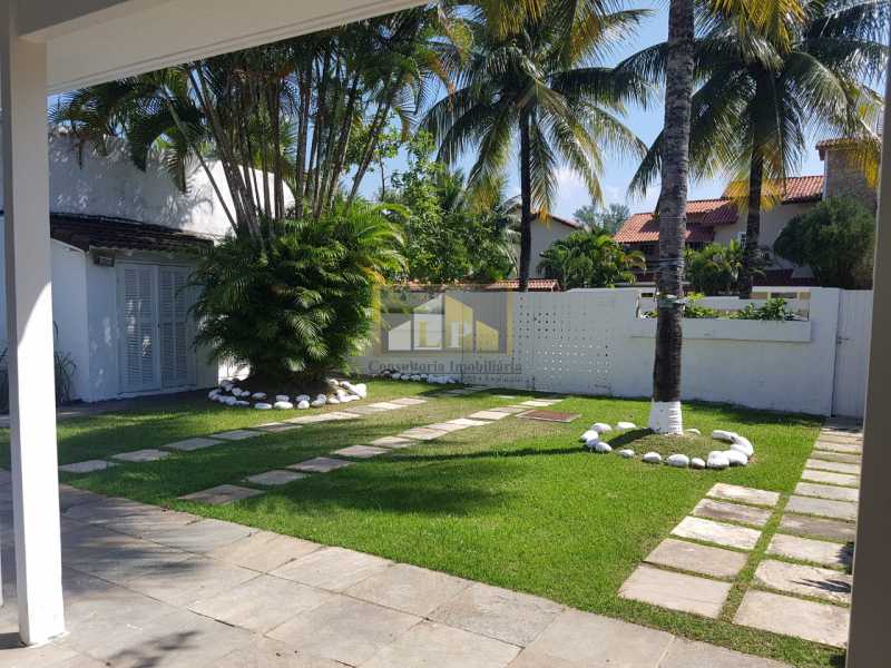 Conheça PHOTO-2019-08-05-15-35-55_1 do imóvel - Casa Para Alugar no Condomínio RESIDENCIAL SANTA MONICA - Barra da Tijuca - Rio de Janeiro - RJ - LPCN40032 - 3 PHOTO-2019-08-05-15-35-55_1 - Casa Para Alugar no Condomínio RESIDENCIAL SANTA MONICA - Barra da Tijuca - Rio de Janeiro - RJ - LPCN40032 - 3