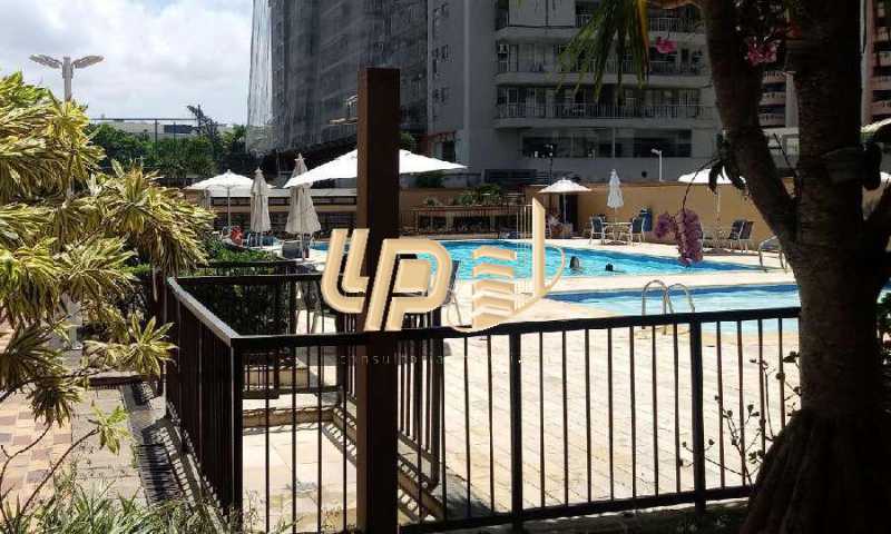 Conheça PHOTO-2019-10-31-12-22-04 do imóvel - Apartamento Condomínio PARQUE DAS ROSAS, Avenida Marechal Henrique Lott,Barra da Tijuca, Rio de Janeiro, RJ À Venda, 2 Quartos, 95m² - LPAP20937 - 15 PHOTO-2019-10-31-12-22-04 - Apartamento Condomínio PARQUE DAS ROSAS, Avenida Marechal Henrique Lott,Barra da Tijuca, Rio de Janeiro, RJ À Venda, 2 Quartos, 95m² - LPAP20937 - 15