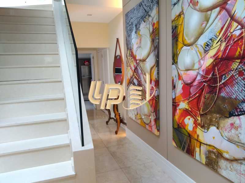 Conheça Hall de entrada do imóvel - Casa em Condominio À Venda - Itanhangá - Rio de Janeiro - RJ - LPCN40039 - 17 Hall de entrada - Casa em Condominio À Venda - Itanhangá - Rio de Janeiro - RJ - LPCN40039 - 17