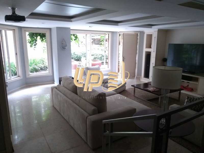 Conheça Sala de vídeo do imóvel - Casa em Condominio À Venda - Itanhangá - Rio de Janeiro - RJ - LPCN40039 - 28 Sala de vídeo - Casa em Condominio À Venda - Itanhangá - Rio de Janeiro - RJ - LPCN40039 - 28