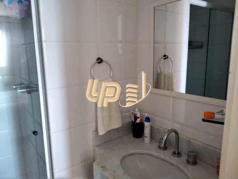 Conheça PHOTO-2020-01-28-14-35-23_1 do imóvel - Apartamento Para Alugar no Condomínio VILLA BORGHESE - Barra da Tijuca - Rio de Janeiro - RJ - LPAP20942 - 18 PHOTO-2020-01-28-14-35-23_1 - Apartamento Para Alugar no Condomínio VILLA BORGHESE - Barra da Tijuca - Rio de Janeiro - RJ - LPAP20942 - 18