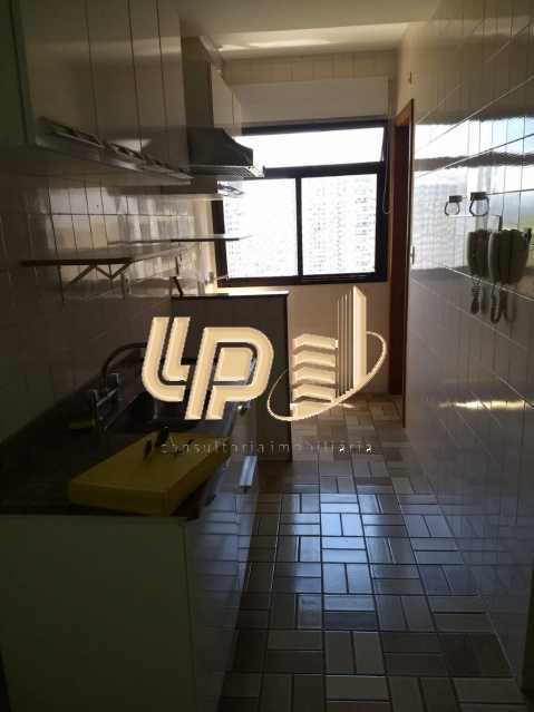 Conheça PHOTO-2020-01-28-14-42-06 do imóvel - Apartamento Para Venda ou Aluguel no Condomínio ABM - Barra da Tijuca - Rio de Janeiro - RJ - LPAP20944 - 8 PHOTO-2020-01-28-14-42-06 - Apartamento Para Venda ou Aluguel no Condomínio ABM - Barra da Tijuca - Rio de Janeiro - RJ - LPAP20944 - 8