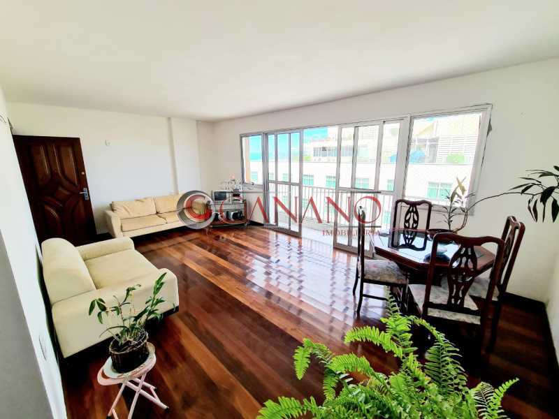 Conheça Primeiro Andar 10. do imóvel - Cobertura 7 quartos à venda Copacabana, Rio de Janeiro - R$ 4.500.000 - BJCO70001 - 11 Primeiro Andar 10. - Cobertura 7 quartos à venda Copacabana, Rio de Janeiro - R$ 4.500.000 - BJCO70001 - 11