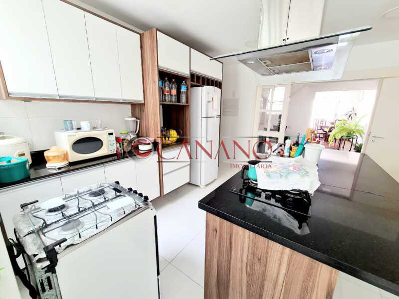 Conheça Primeiro Andar 18. do imóvel - Cobertura 7 quartos à venda Copacabana, Rio de Janeiro - R$ 4.500.000 - BJCO70001 - 19 Primeiro Andar 18. - Cobertura 7 quartos à venda Copacabana, Rio de Janeiro - R$ 4.500.000 - BJCO70001 - 19