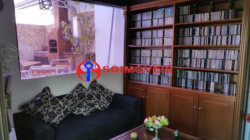 Conheça 10 do imóvel - MARAVILHOSA COBERTURA LINEAR NA BARRA DA TIJUCA COM 301 M², VARANDA, SALÃO, LAVABO, 3 QUARTOS, 2 SUÍTES, DEPENDÊNCIAS COMPLETAS E 2 VAGAS ESCRITURADAS. - LBCO30263 - 11 10 - MARAVILHOSA COBERTURA LINEAR NA BARRA DA TIJUCA COM 301 M², VARANDA, SALÃO, LAVABO, 3 QUARTOS, 2 SUÍTES, DEPENDÊNCIAS COMPLETAS E 2 VAGAS ESCRITURADAS. - LBCO30263 - 11