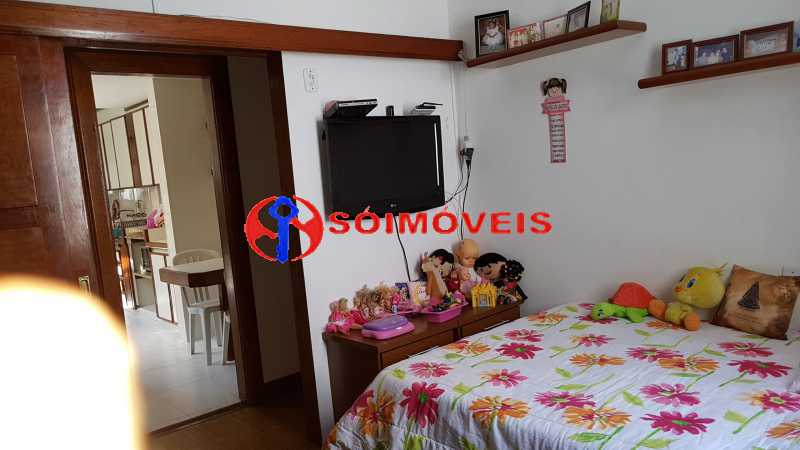 Conheça 16 do imóvel - MARAVILHOSA COBERTURA LINEAR NA BARRA DA TIJUCA COM 301 M², VARANDA, SALÃO, LAVABO, 3 QUARTOS, 2 SUÍTES, DEPENDÊNCIAS COMPLETAS E 2 VAGAS ESCRITURADAS. - LBCO30263 - 17 16 - MARAVILHOSA COBERTURA LINEAR NA BARRA DA TIJUCA COM 301 M², VARANDA, SALÃO, LAVABO, 3 QUARTOS, 2 SUÍTES, DEPENDÊNCIAS COMPLETAS E 2 VAGAS ESCRITURADAS. - LBCO30263 - 17