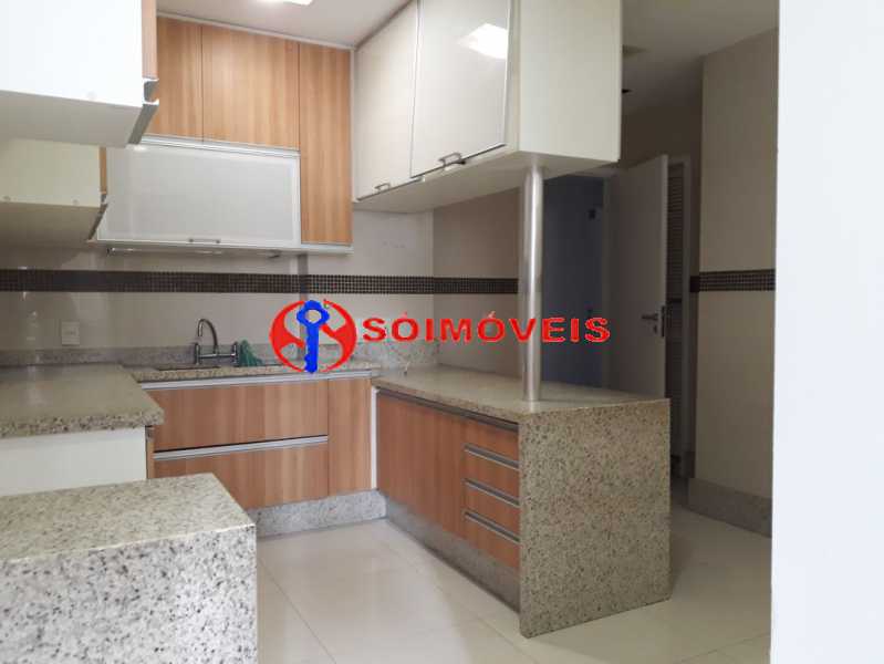 Conheça IMG-20180409-WA0051 do imóvel - Apartamento 4 quartos à venda Copacabana, Rio de Janeiro - R$ 2.690.000 - LIAP40090 - 25 IMG-20180409-WA0051 - Apartamento 4 quartos à venda Copacabana, Rio de Janeiro - R$ 2.690.000 - LIAP40090 - 25