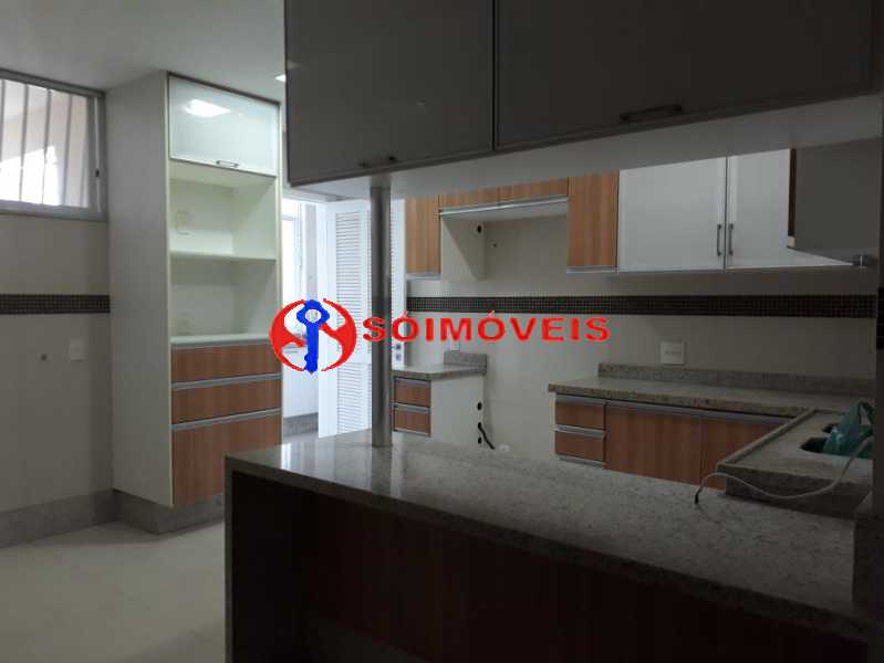 Conheça IMG-20180409-WA0053 do imóvel - Apartamento 4 quartos à venda Copacabana, Rio de Janeiro - R$ 2.690.000 - LIAP40090 - 27 IMG-20180409-WA0053 - Apartamento 4 quartos à venda Copacabana, Rio de Janeiro - R$ 2.690.000 - LIAP40090 - 27