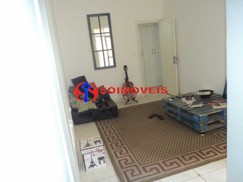 Conheça 3 do imóvel - ESPETACULAR QUARTO E SALA COM DEPENDÊNCIAS E ÁREA EXTERNA NO LEBLON. - LBAP10752 - 4 3 - ESPETACULAR QUARTO E SALA COM DEPENDÊNCIAS E ÁREA EXTERNA NO LEBLON. - LBAP10752 - 4
