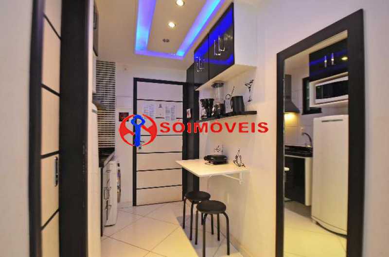Conheça 1 do imóvel - LINDO CONJUGADO EM COPACABANA COM 24 M² E TODO MOBILIADO, FICANDO A 100 METROS DA PRAIA. OPORTUNIDADE! - LBKI00226 - 1 1 - LINDO CONJUGADO EM COPACABANA COM 24 M² E TODO MOBILIADO, FICANDO A 100 METROS DA PRAIA. OPORTUNIDADE! - LBKI00226 - 1