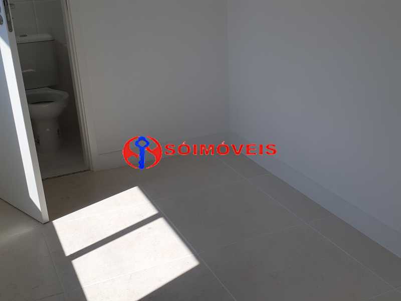 Conheça 20180913_102242 do imóvel - Cobertura Linear em Botafogo, prédio novo, 3 suítes, varandão em U, churrasqueira e piscina, vista verde e Cristo, 232m², 2 vagas na escritura. Total infra. - LBCO30306 - 16 20180913_102242 - Cobertura Linear em Botafogo, prédio novo, 3 suítes, varandão em U, churrasqueira e piscina, vista verde e Cristo, 232m², 2 vagas na escritura. Total infra. - LBCO30306 - 16