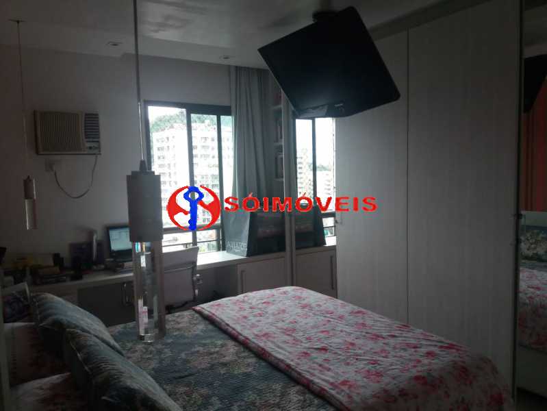Conheça WhatsApp Image 2018-11-06 at 1 do imóvel - Sala, 2 quartos, 1 suíte, varanda, 1 vaga na escritura, prédio novo, infra total. - LBAP22555 - 6 WhatsApp Image 2018-11-06 at 1 - Sala, 2 quartos, 1 suíte, varanda, 1 vaga na escritura, prédio novo, infra total. - LBAP22555 - 6