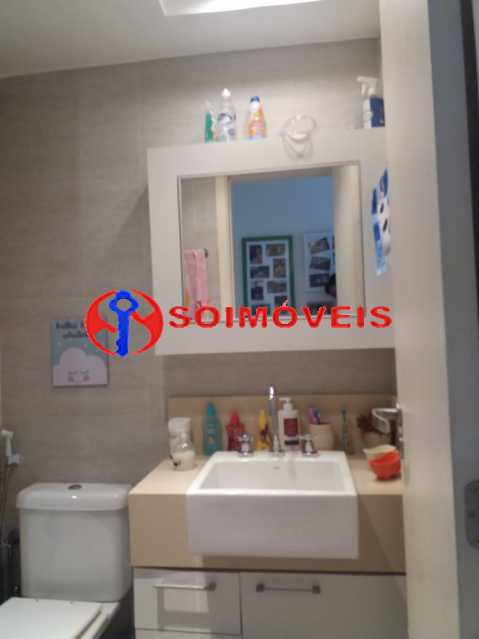 Conheça WhatsApp Image 2018-11-06 at 1 do imóvel - Sala, 2 quartos, 1 suíte, varanda, 1 vaga na escritura, prédio novo, infra total. - LBAP22555 - 19 WhatsApp Image 2018-11-06 at 1 - Sala, 2 quartos, 1 suíte, varanda, 1 vaga na escritura, prédio novo, infra total. - LBAP22555 - 19