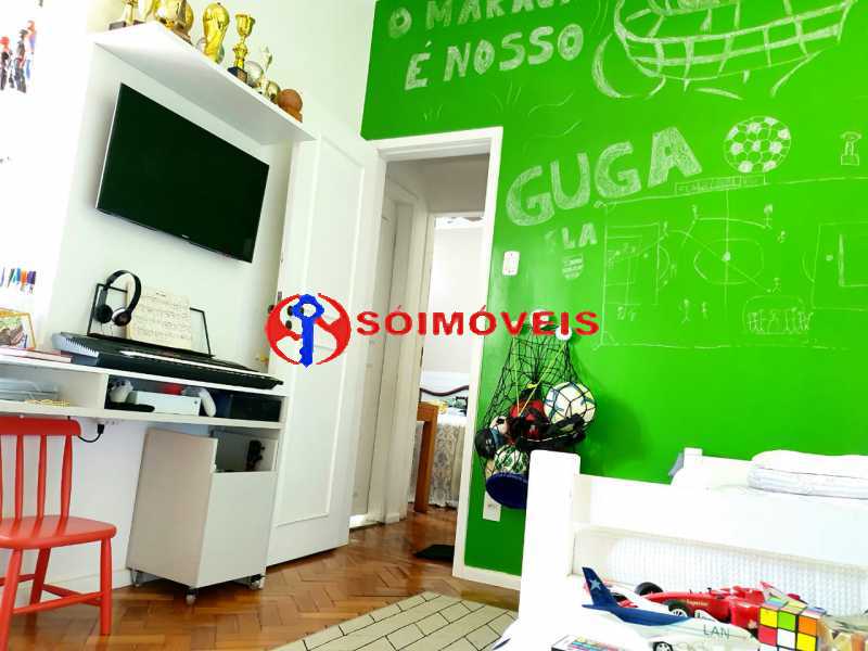 Conheça WhatsApp Image 2021-04-29 at 1 do imóvel - Charmoso apartamento em prédio pequeno, ótima localização entre Lagoa e Jardim Botânico. Vista copa das árvores. Sala, dois quartos, todo reformado. - LBAP22684 - 27 WhatsApp Image 2021-04-29 at 1 - Charmoso apartamento em prédio pequeno, ótima localização entre Lagoa e Jardim Botânico. Vista copa das árvores. Sala, dois quartos, todo reformado. - LBAP22684 - 27